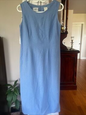 Classic Sleeveless Light Blue Linen Dress